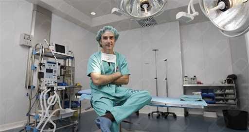 Dr. Antonio Alejandro Ruiz Nadal, Cirugía Plástica