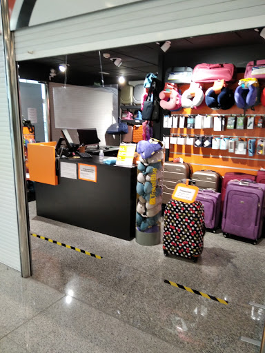 Consigna & Tienda del Viajero / Left Luggage & travel shop Mallorca