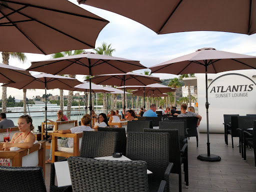 Atlantis Lounge Bar