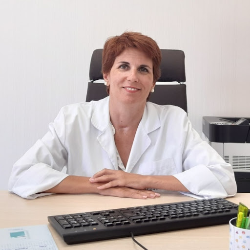 Dra. Elena Vila Herrero, Neurólogo
