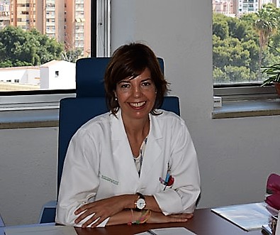Doctora Marta Ribeiro González. Cirujana cáncer de Mama y Tiroides