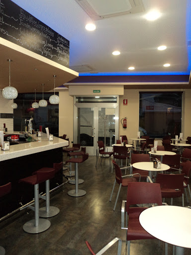 Romenez Churreria - Cafetería