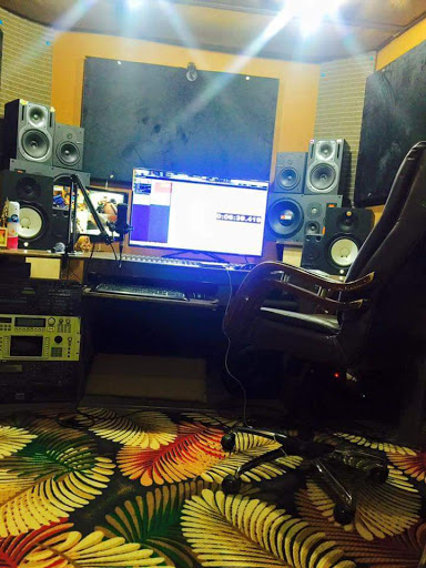 Dhol beetz audio Recording Studio