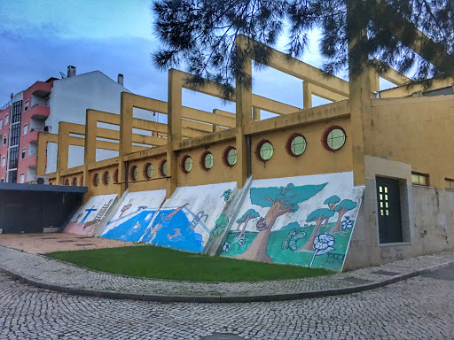 Complexo Sócio-Desportivo da Buraca (Piscinas)