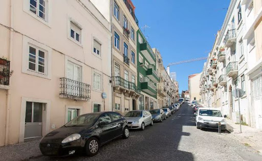 NEW, BRIGHT and COZY Apartment in Graça