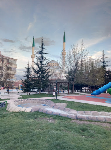 Keçiören Belediyesi Ecz. Mustafa Çetin Parkı