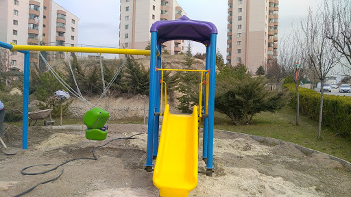Karadeniz Park Bahçe -Çocuk Oyun Parkları,Kamelya,Oturma Bankları,Salıncak Oturağı Çöp Kovası,imalat