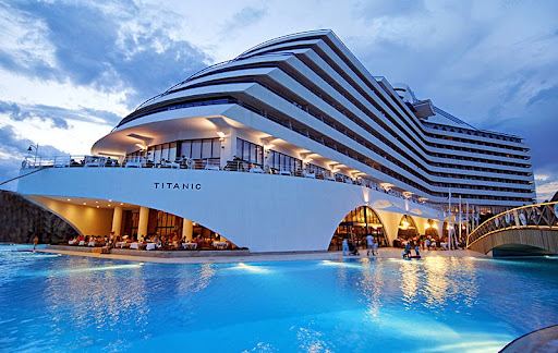 Titanic Beach Lara Resort