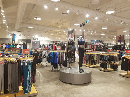 Under Armour - Deepo Outlet Center