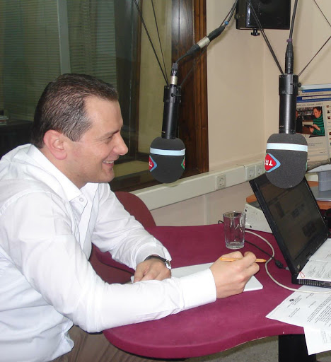 Dr. F. Volkan Yüksel Psikiyatrist-Psikoterapist-Cinsel Terapist (Antalya Psikoloji Merkezi)