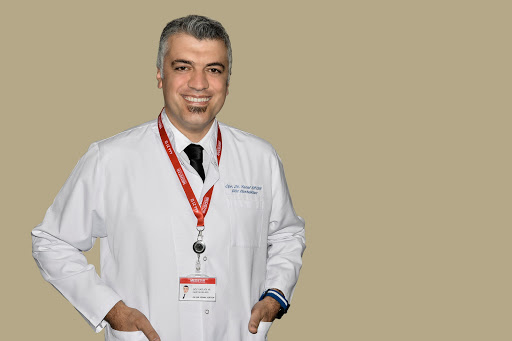 Op. Dr. Yenal Erten MedStar Göz Polikliniği