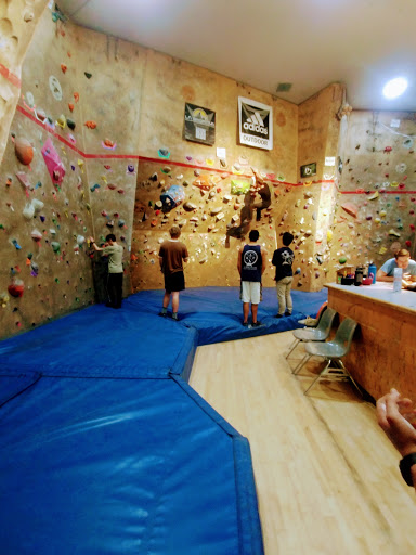 UCSD Outback Climbing Center