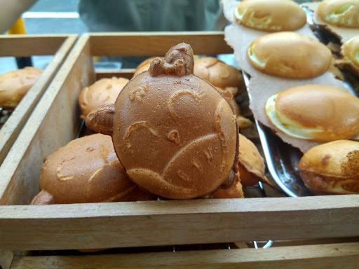 福郎燒-新莊雞蛋糕 木棍泡芙 手工餅乾