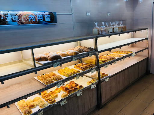 85度C 咖啡蛋糕麵包店—三重重陽店