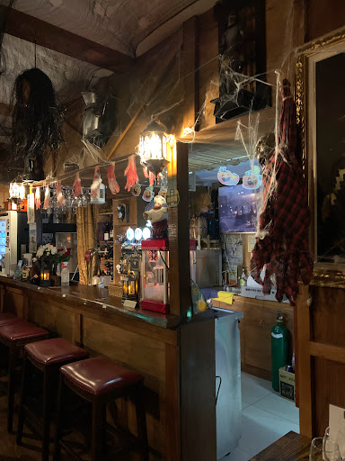 The Tudor Inn Bar and Restaurant 都鐸館