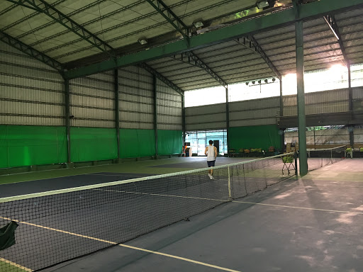 胡娜網球俱樂部