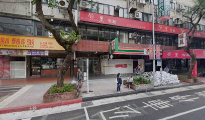 中華電信公共電話 7--11金信門市