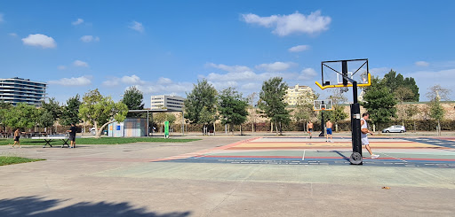 Cancha de baloncesto Parc del Poblenou