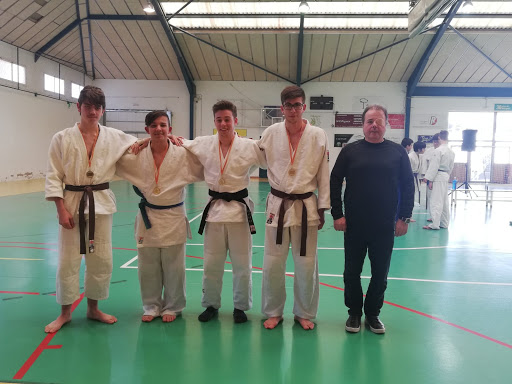 JUDO CLUB ST FELIU - Judo i Karate a Sant Feliu de Llobregat - Defensa Personal - Kombatan