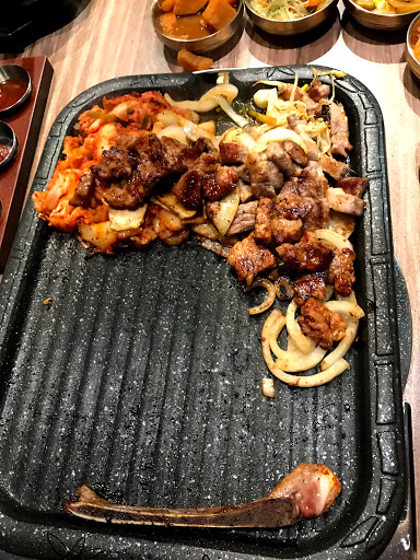 水刺床韓式烤肉餐廳 (青海店）