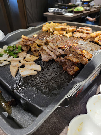 meogeo 먹었 韓式烤肉-高雄美術館八色烤肉|鼓山韓式炸雞|韓式料理|韓式豆腐鍋|韓國烤肉|高雄美術館火鍋|異國料理|必吃美食|人氣美食