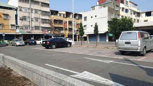 CITY PARKING 城市車旅停車場(鳳陽)