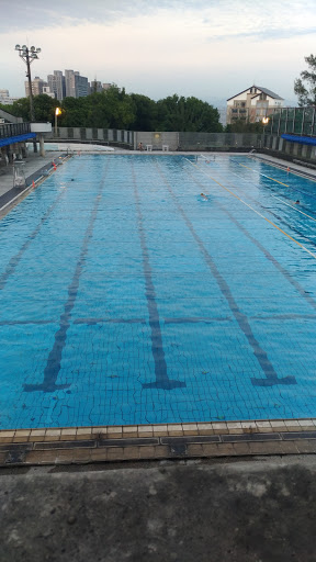 邦華游泳池