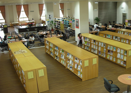 亞洲大學圖書館
