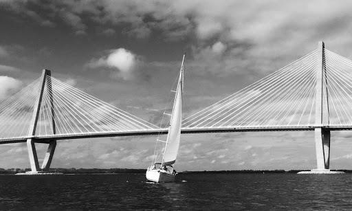 Charleston Sailing School & Yacht Charters