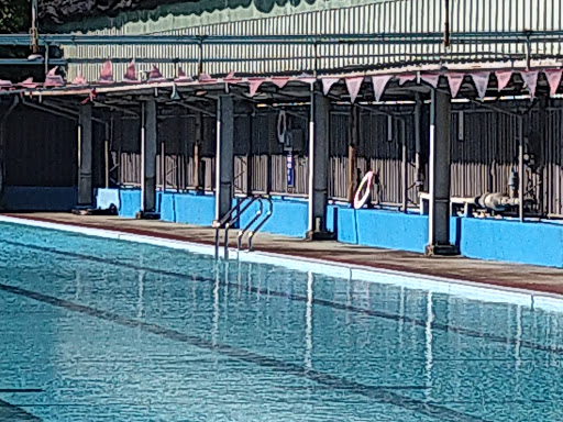 台中市大雅區公所游泳池