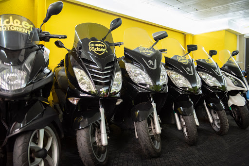 Ride On - Rent Scooter Barcelona