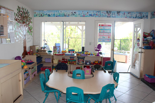 Mira mesa Daycare-Madeleine's Bilingual Family Child Care/Preschool