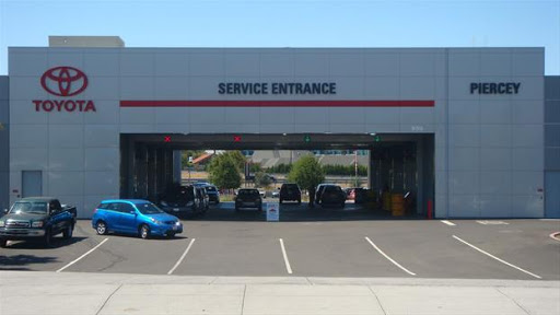 Envision Toyota Service Center