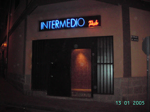 Karaoke Intermedio Pub