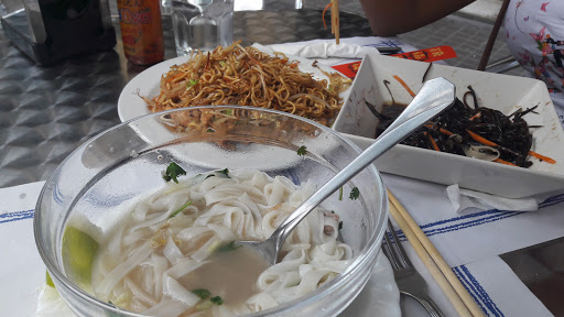 CHEBU comida vietnamita
