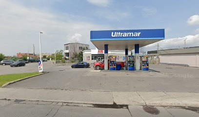 Ultramar/Dépanneur du Coin