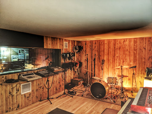 Studio Kampus | Studios d'enregistrement, Production de livres audio, Spectacles et Évènements à Montréal