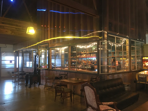 CCW Bar and Restaurant