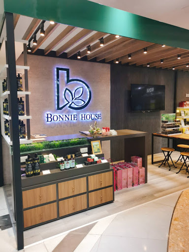 Bonnie House 有機精油 台南成功店