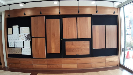 森威木地板:實木海島型，複合式木地板，卡扣式/強化/超耐磨/木地板，SPC石塑防水地板,樓梯板，責任施工
