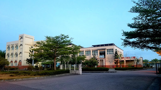 經濟部工業局台南科技工業區污水處理廠