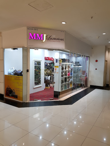 MMJ Luxurious Amcorp Mall