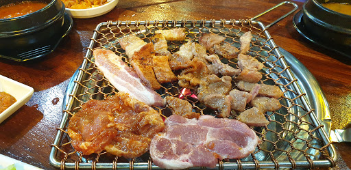 MEN NAL Korean BBQ Buffet