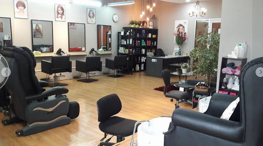 Qsheka salon TTDI For Women Only