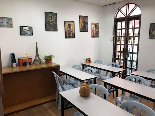 HIBISCUS ACADEMY French Language Centre