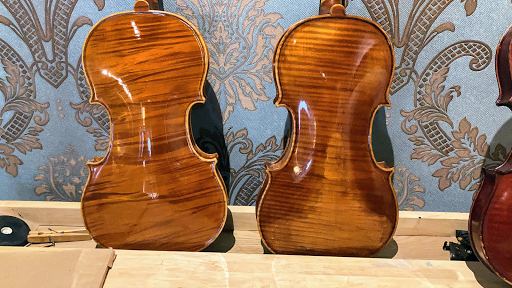 Ong Luthier ( Ong Liutaio Workshop )