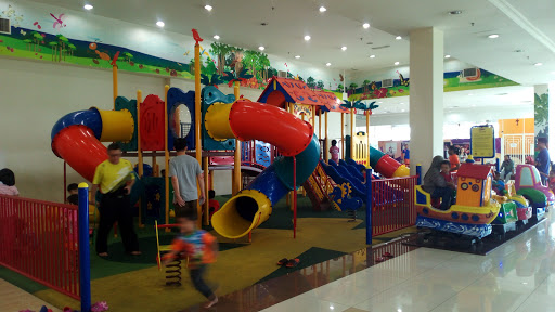 Giant Kids Playground