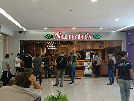 Nando's Main Place