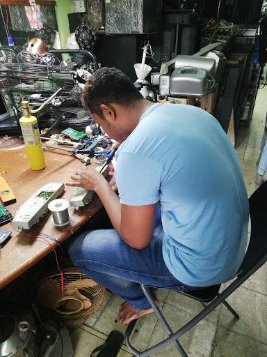 Professional Electronics Repair Enterprise