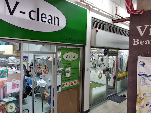 Green Daun New Age Shop